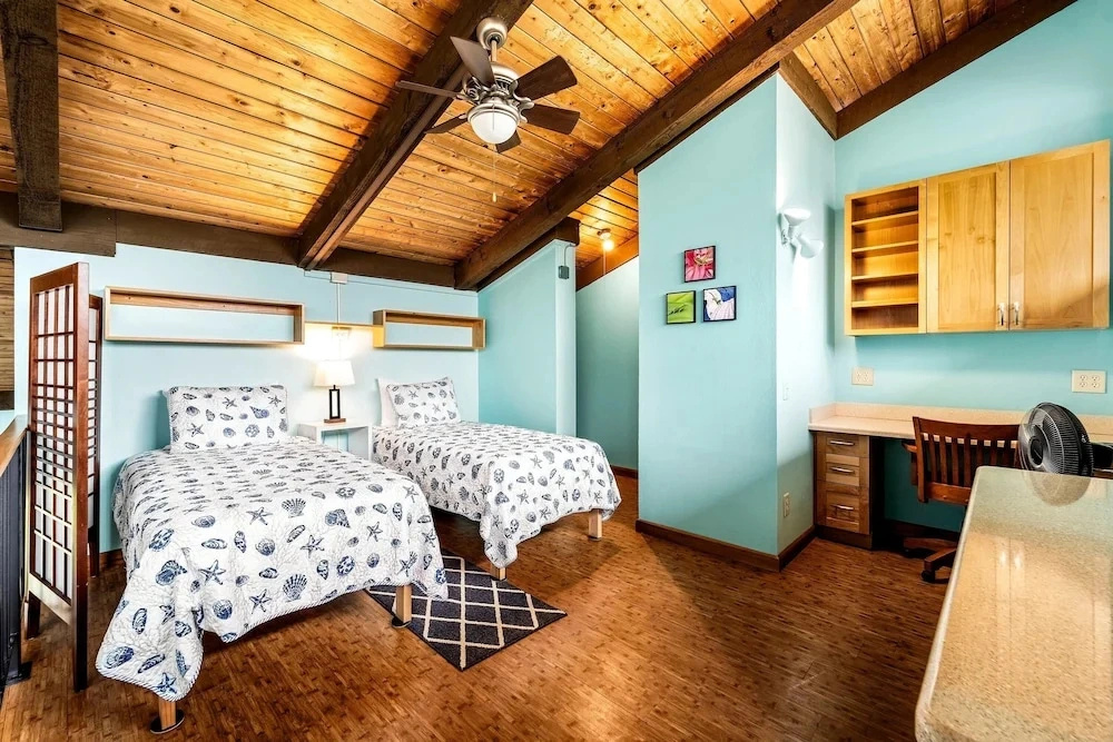 Keauhou Kona Surf & Racquet Club#7-303