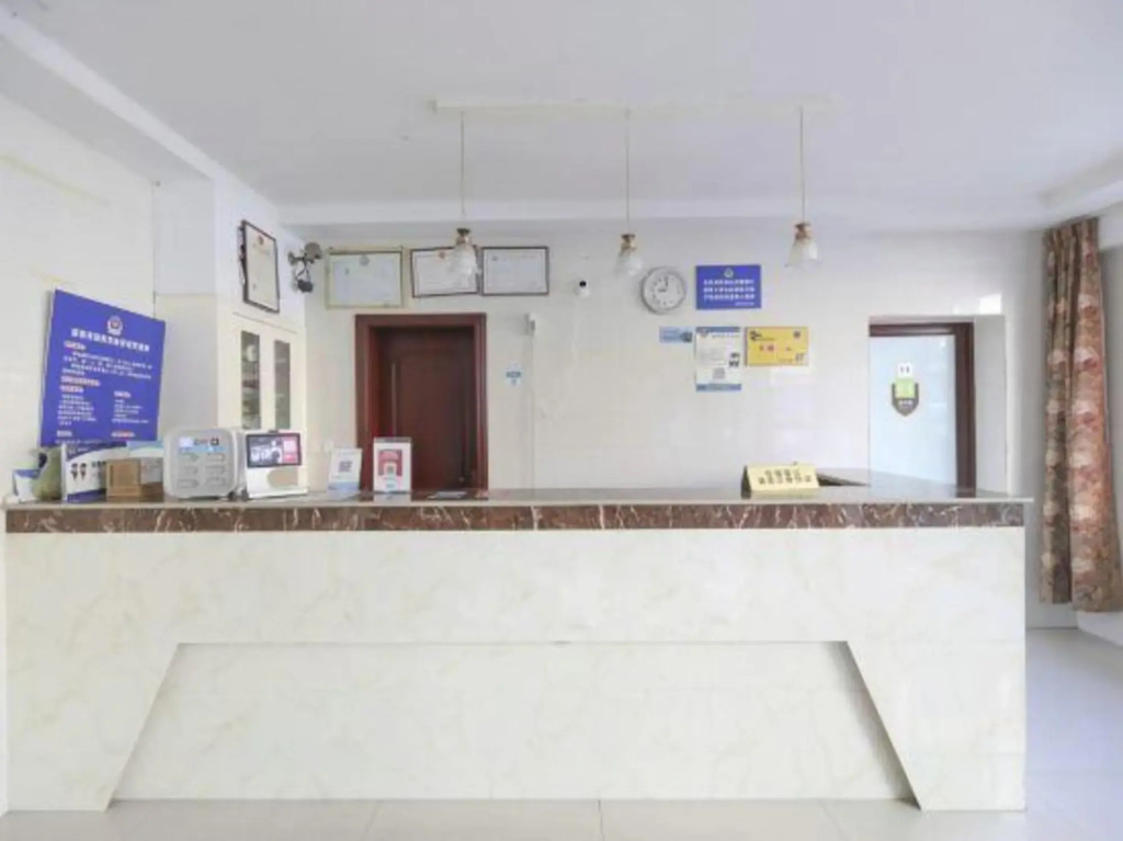 Tonglu hualian hotel