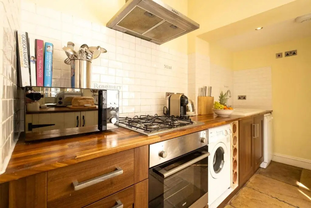 Pebble Cottage - 6 Victoria Rd - Aldeburgh Coastal Cottages