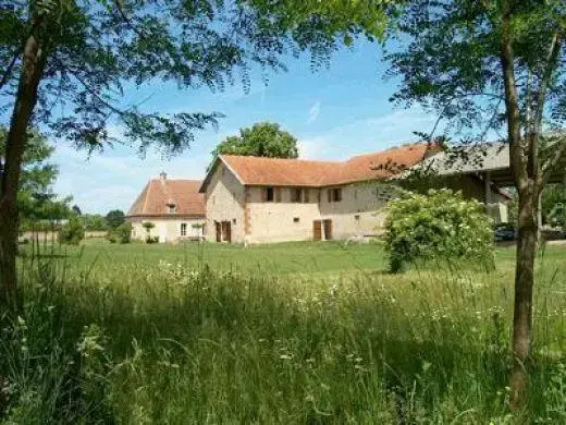 Chambres dHôtes Domaine du Bourg