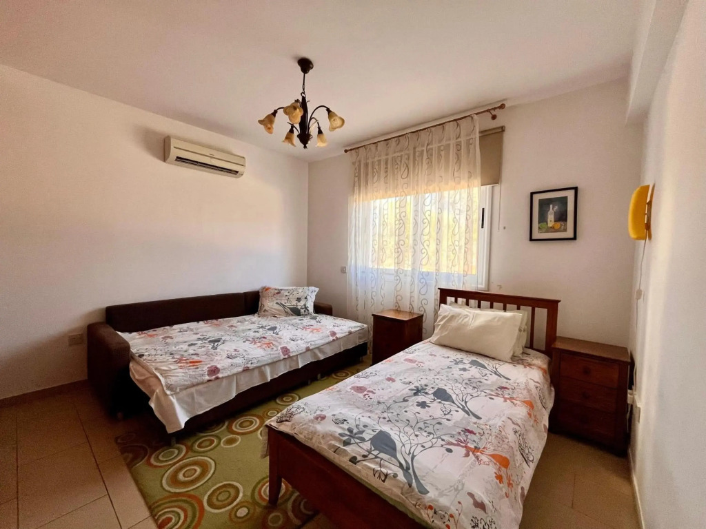 2 bedroom with private garden, walk to Nissi Beach, communal swimming pool
