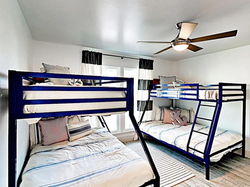 Bahama - 3 Br Home