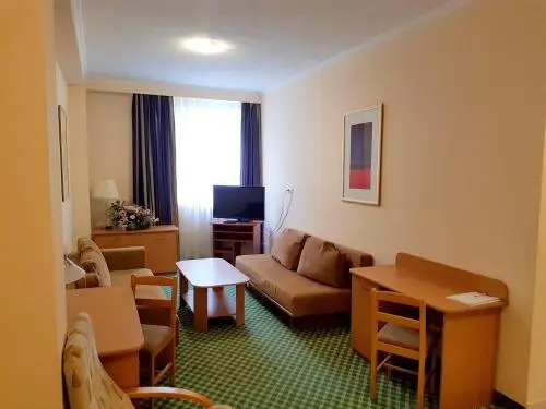 Noclegi Hit Rooms & Apartments
