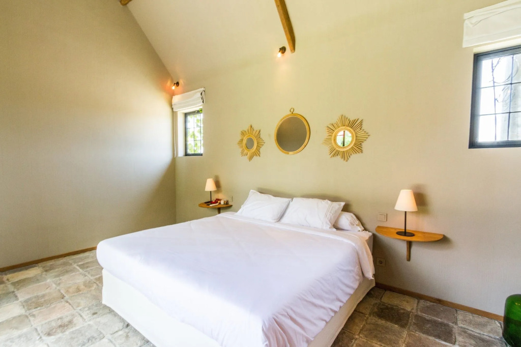 Villa Taijasa - Luxury 5BR Villa with 20m Pool