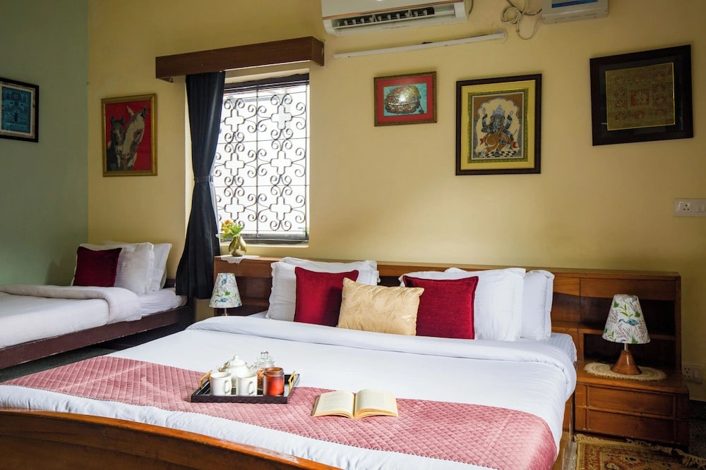 Alaya Stays Sheilma Farm 4 BHK with pool