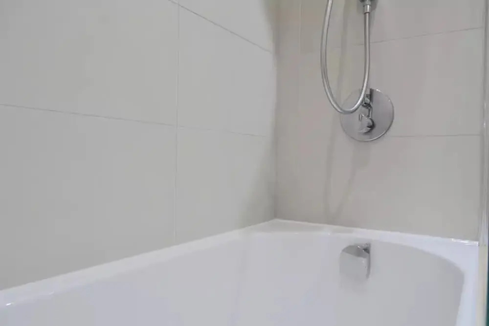 1 Bedroom Apartment With Balcony in Bermondsey