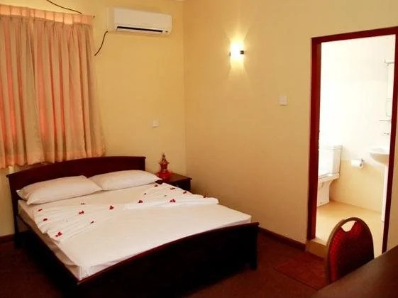 Shanghai Hotel