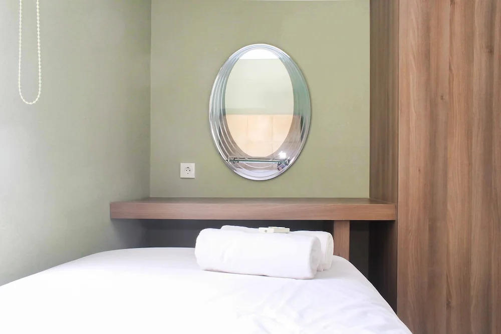 Comfy and Spacious 2Br at Seasons City Apartment