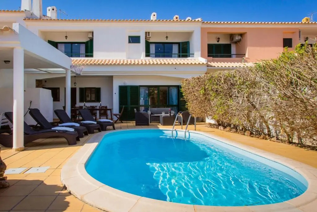 Sunny 2BDR House W/ Private Pool by LovelyStay