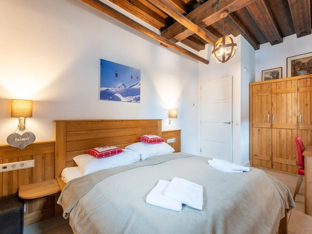 Heritage Chalet in Niedernsill near Ski Area