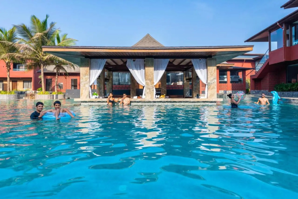 Hotel Saya Grand