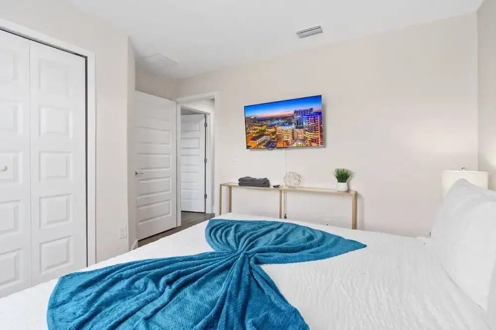 Super Cool- Sleeps 17 Newly Built Near Parks