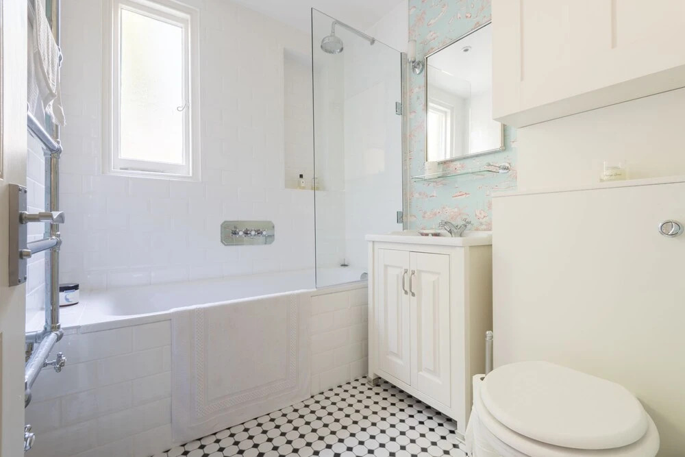 Beautiful Family home in Putney