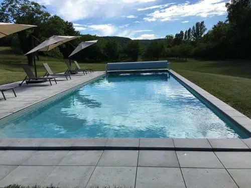 Par La Rivière