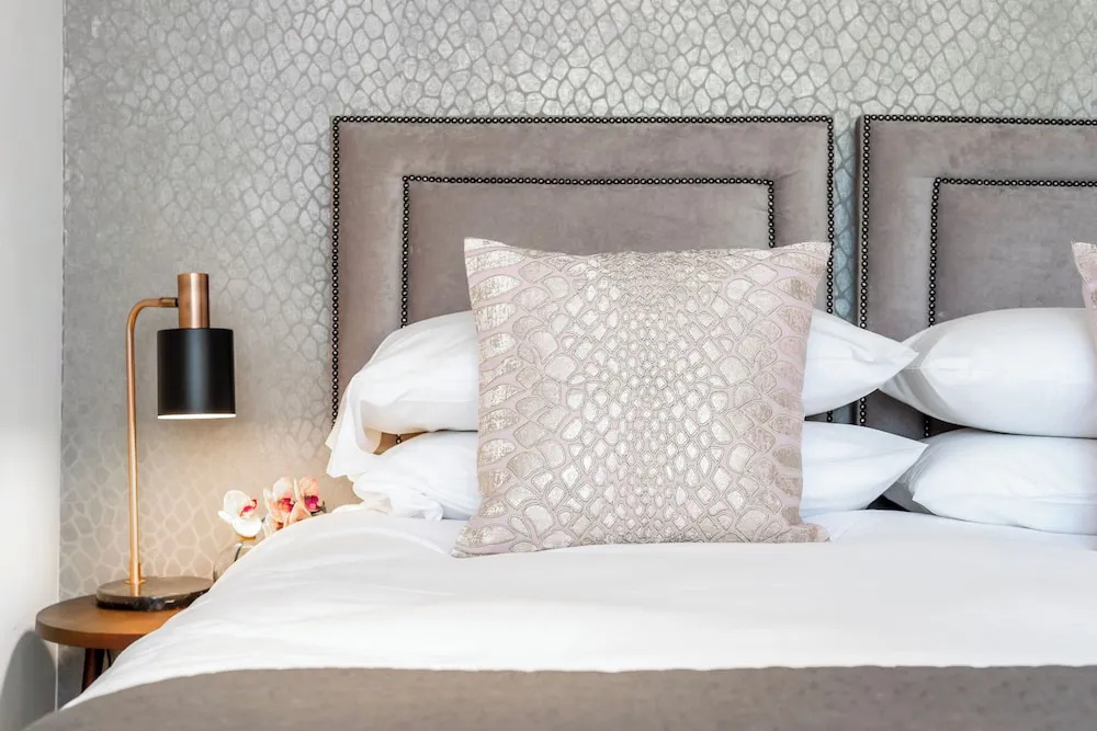 Kensington Oasis Central London 2BR Private House Near Harrods Kensington Palace and other London attractions