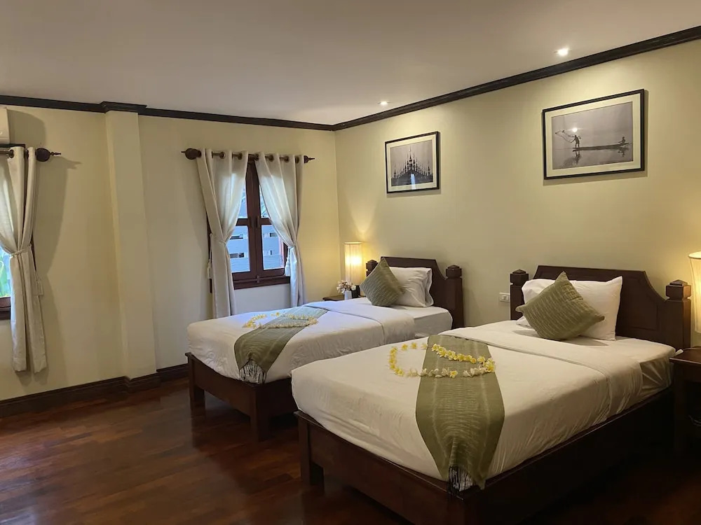 Luang PraBang Residence & Travel