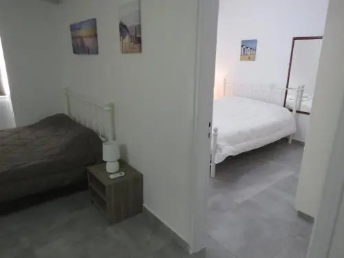 Adonis Apartment