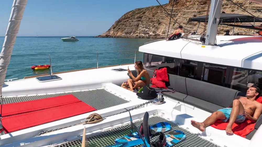 Lufinha Yacht Charter