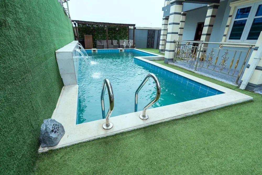 Brimuyo Hotel