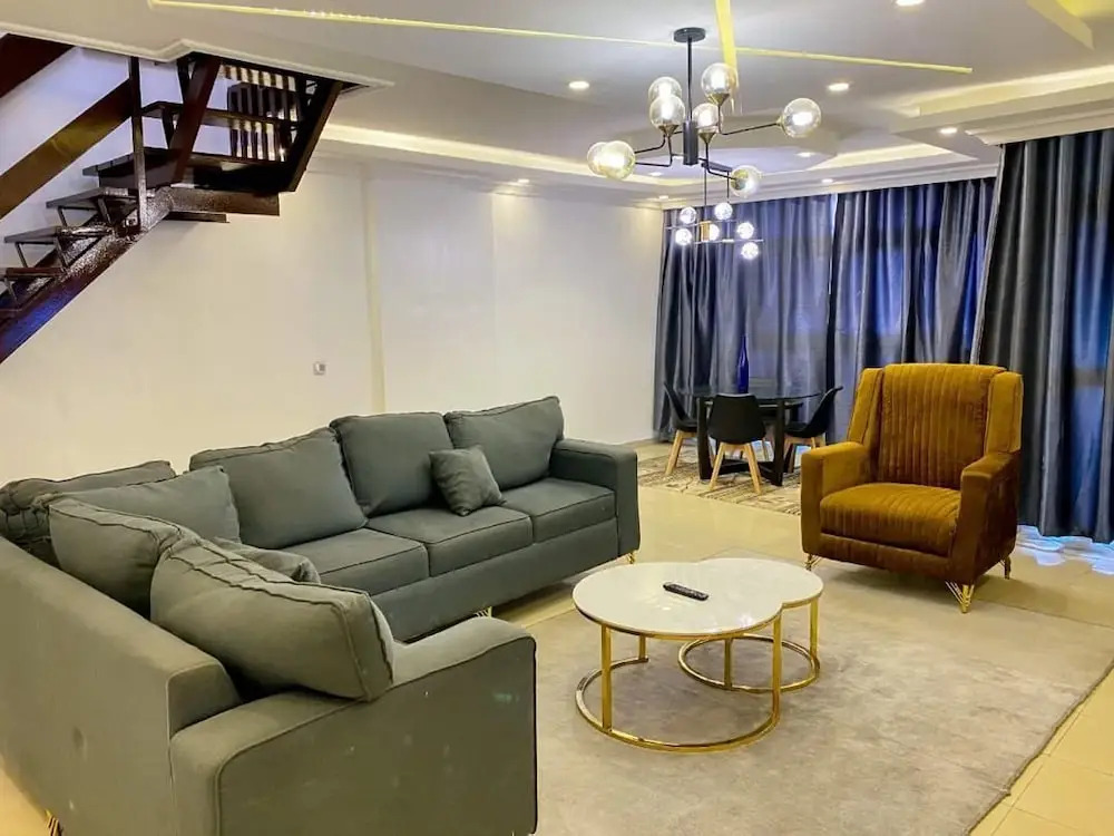 Deluxe Apartment