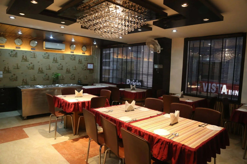Hotel The Daanish Residency - Karol Bagh