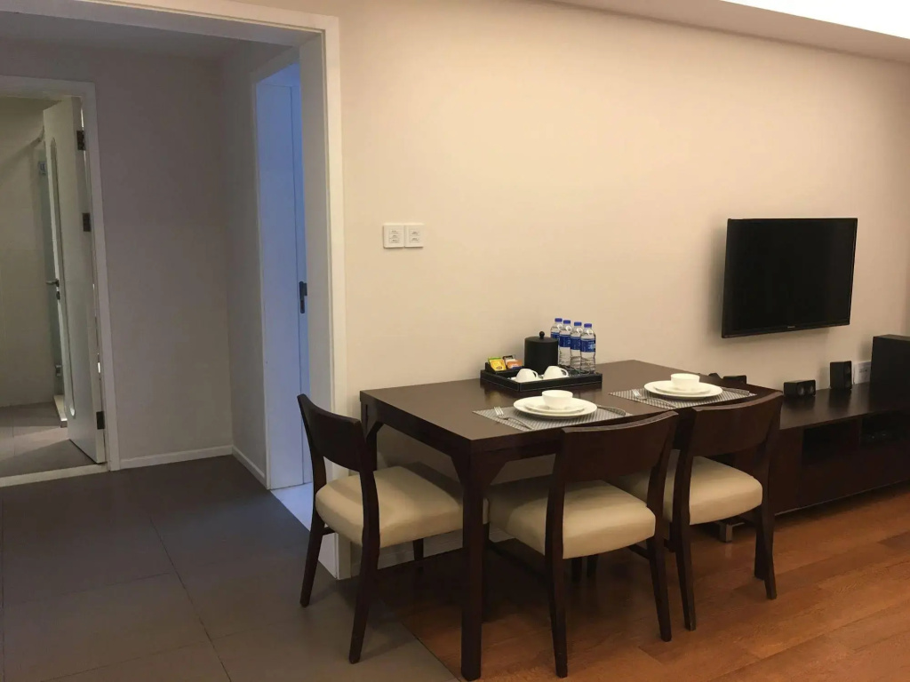 Starr Hotel and Serviced Apartment -Shanghai Jingan Railway Station