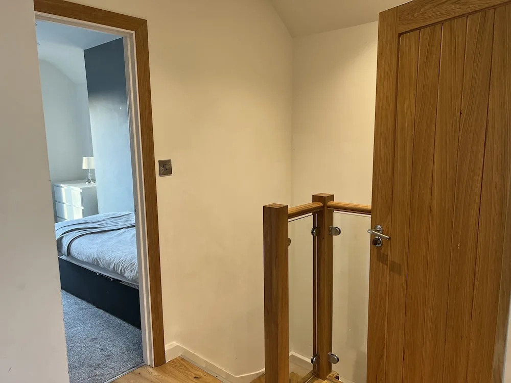 Broadway Beach Homes Airbnb With Hot tub