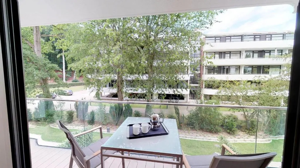 White Pearl Apartment 1.12