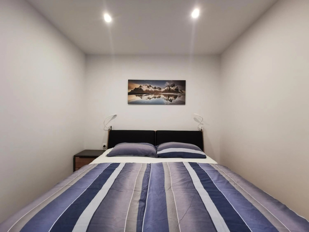 Una Apartment