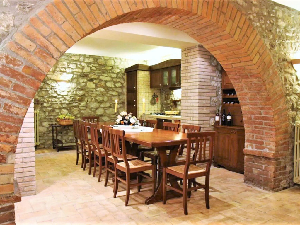 Mansion in Prodo near Lake Bolsena