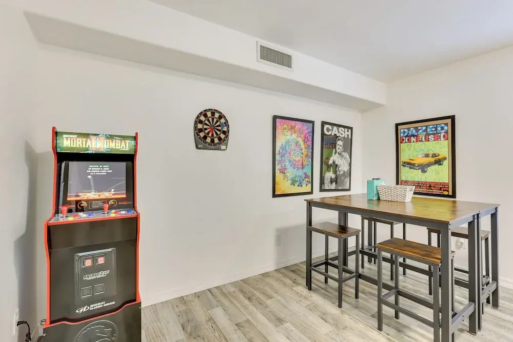 Rooftop Skyline Views! Family-friendly Phoenix Gem