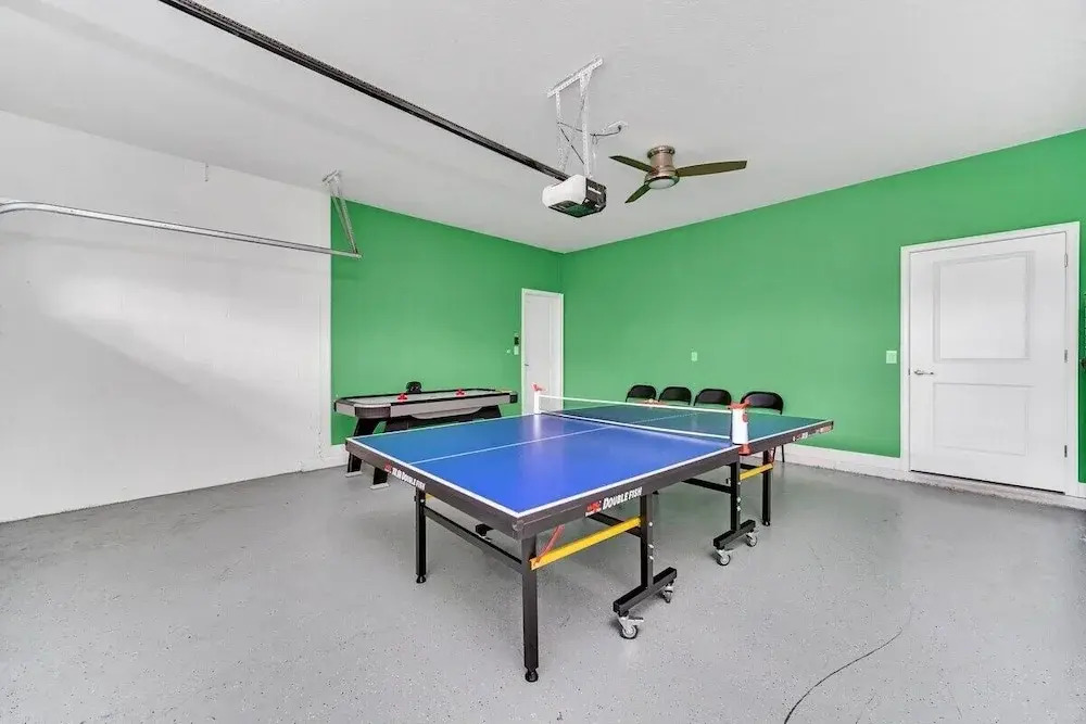 9032SD Lux 9Br Villa Close 2 Disney Pool Spa