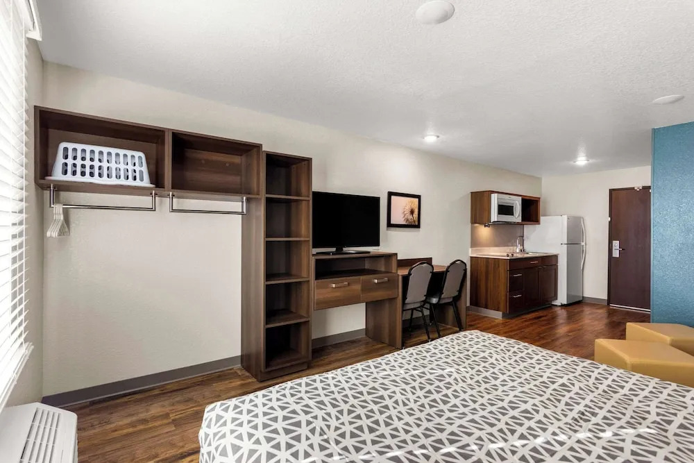 WoodSpring Suites Port St Lucie
