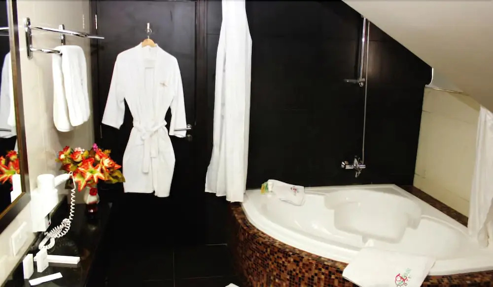 Elion House Hotel