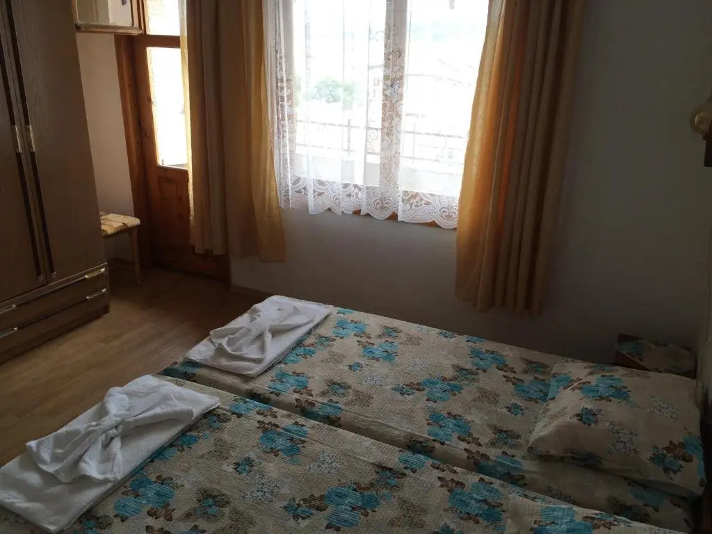 Guest House Plada View