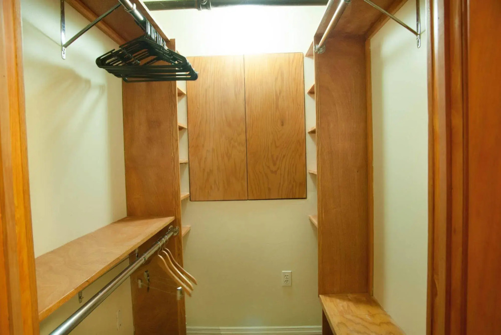 Luxury Suites Upper West Brownstone