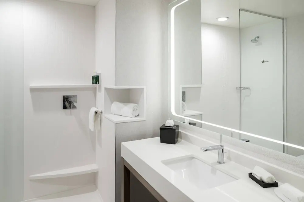 Courtyard by Marriott Houston Heights/I-10