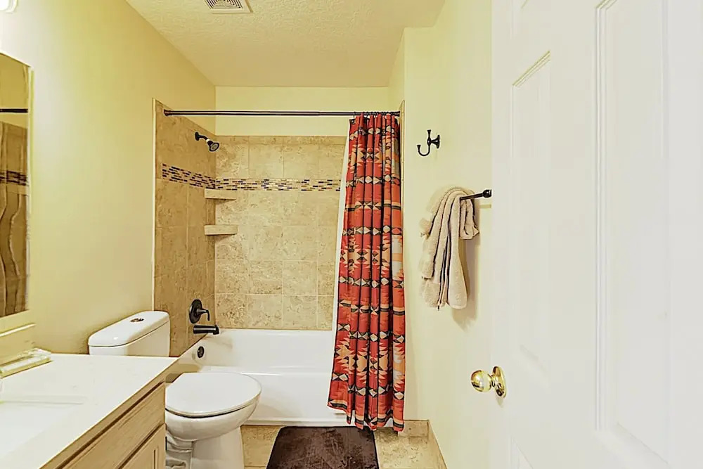 New Listing! Quiet 1 Block From Railyard 2 Bedroom Condo
