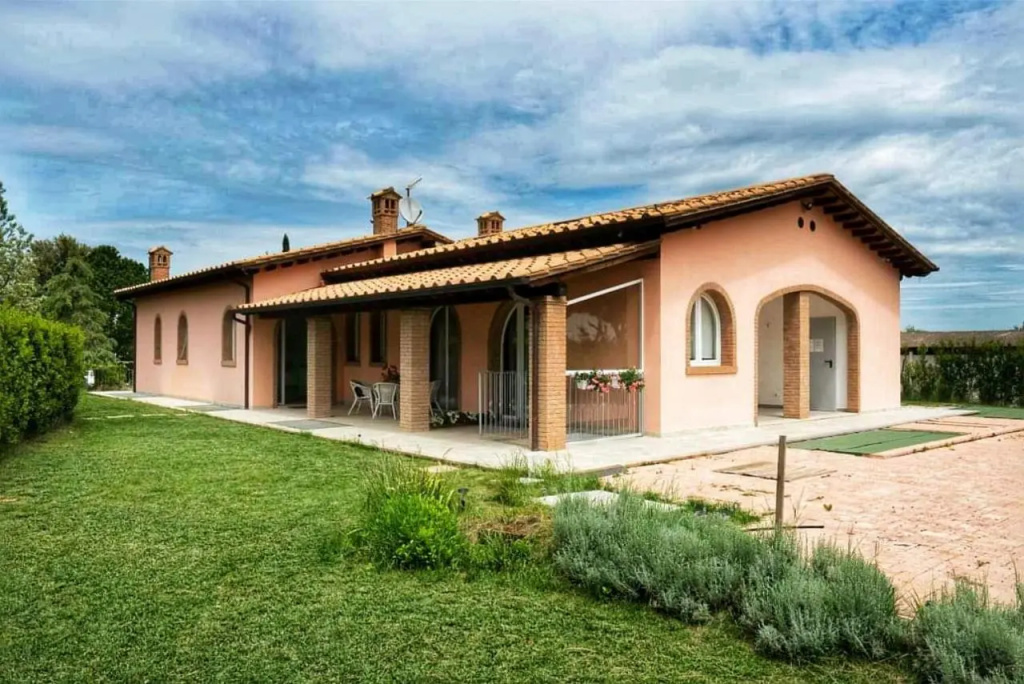 L Aia di Carinda R.T.A