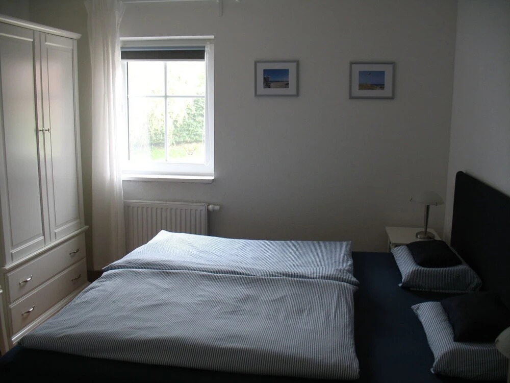 Tranquil Bungalow in Neuburg near the Sea