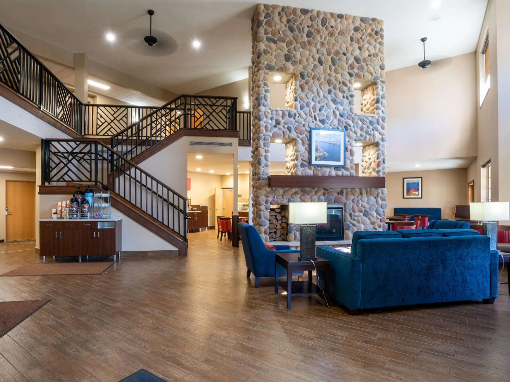 Rapid River Lodge