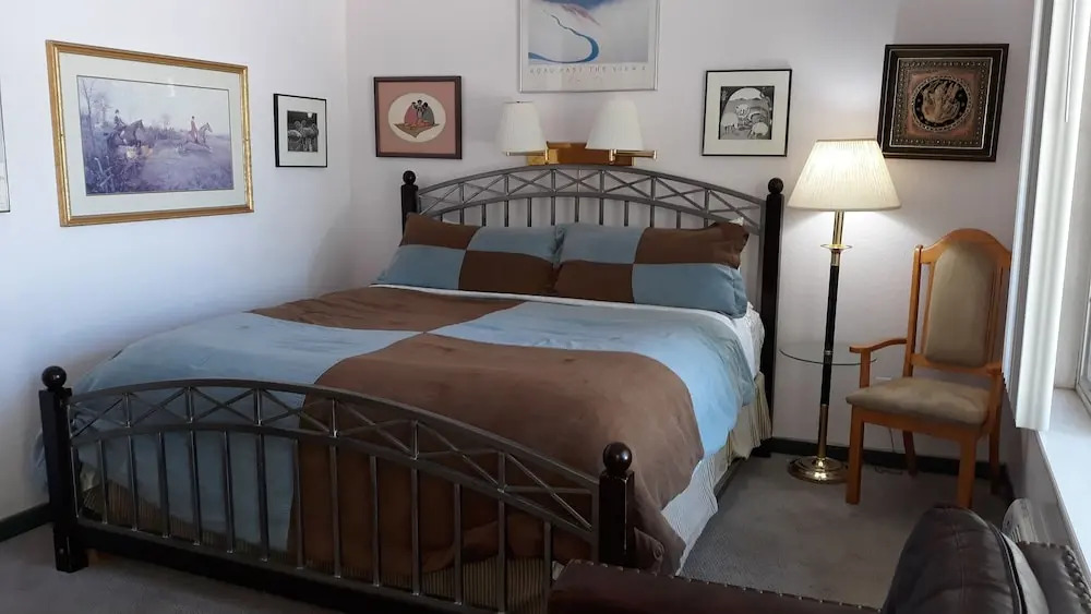 Columbine INN