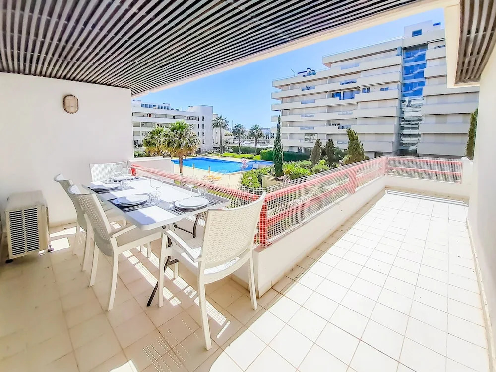 Por do Sol Dourado T2 Hsrentals Vilamarina