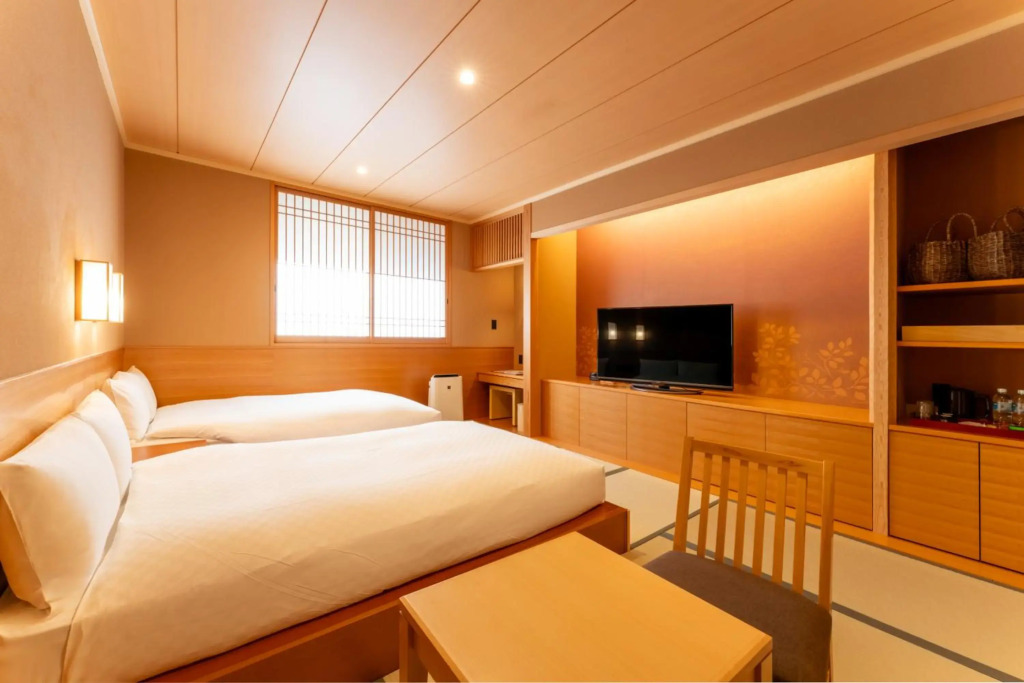 Temple Town Hotel WAQOO Horyuji