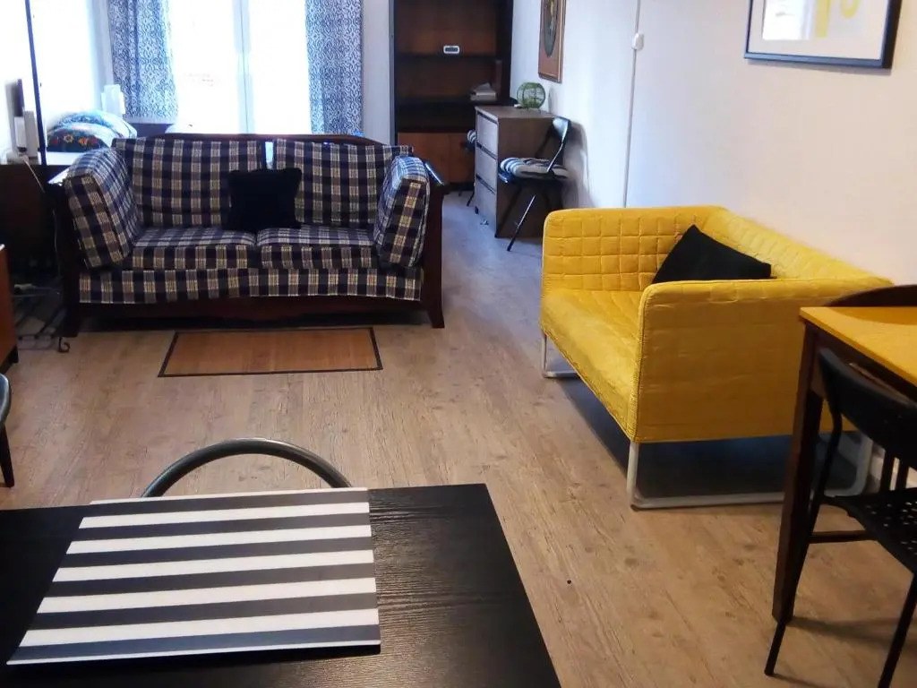 New Diamond XLarge City Center 200 Mbps Speed Wifi Studio