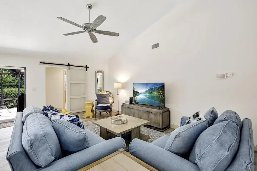 621 Diplomat Ct. Home #65784 3 Bedrooms 2 Bathrooms Home