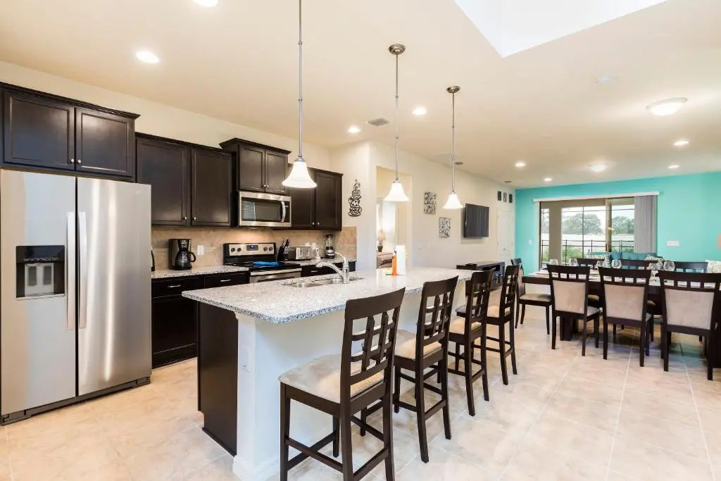 Luxury 6BR Villa in Windsor at Westside Resort