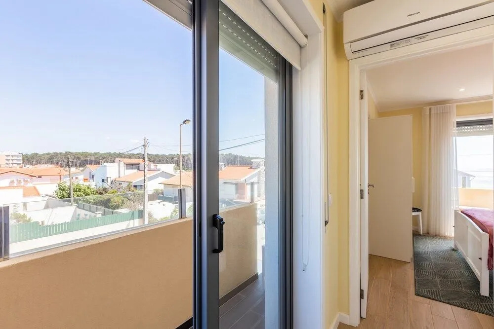 Vista Mare Beach Apartments by Porto City Hosts