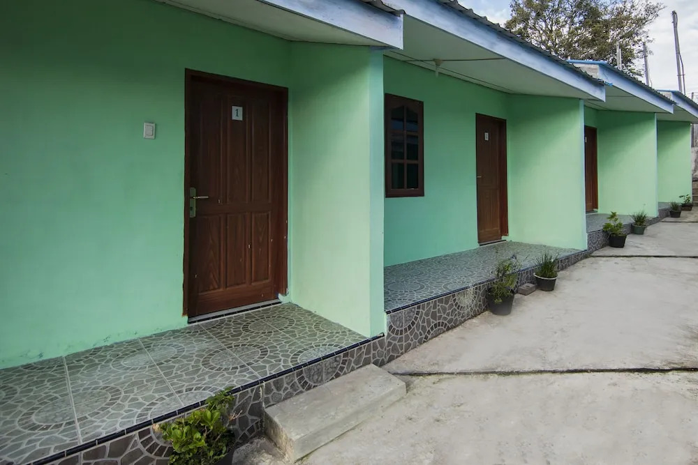 OYO 1701 Bagus Inn