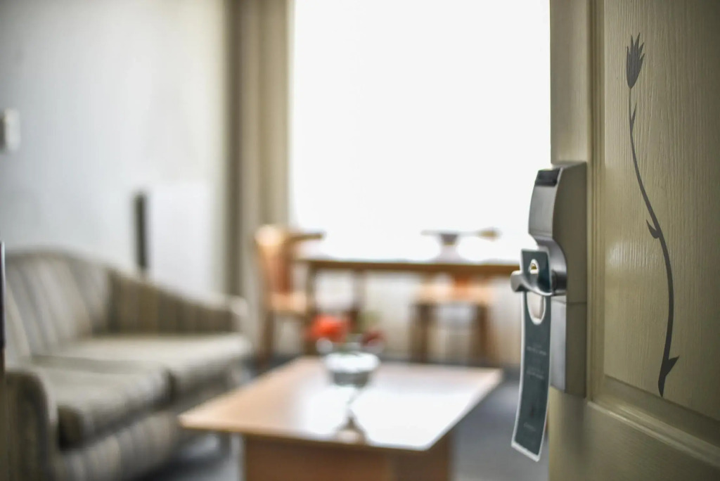 Portal Plaza Suites
